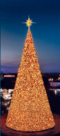 100 foot Christmas tree